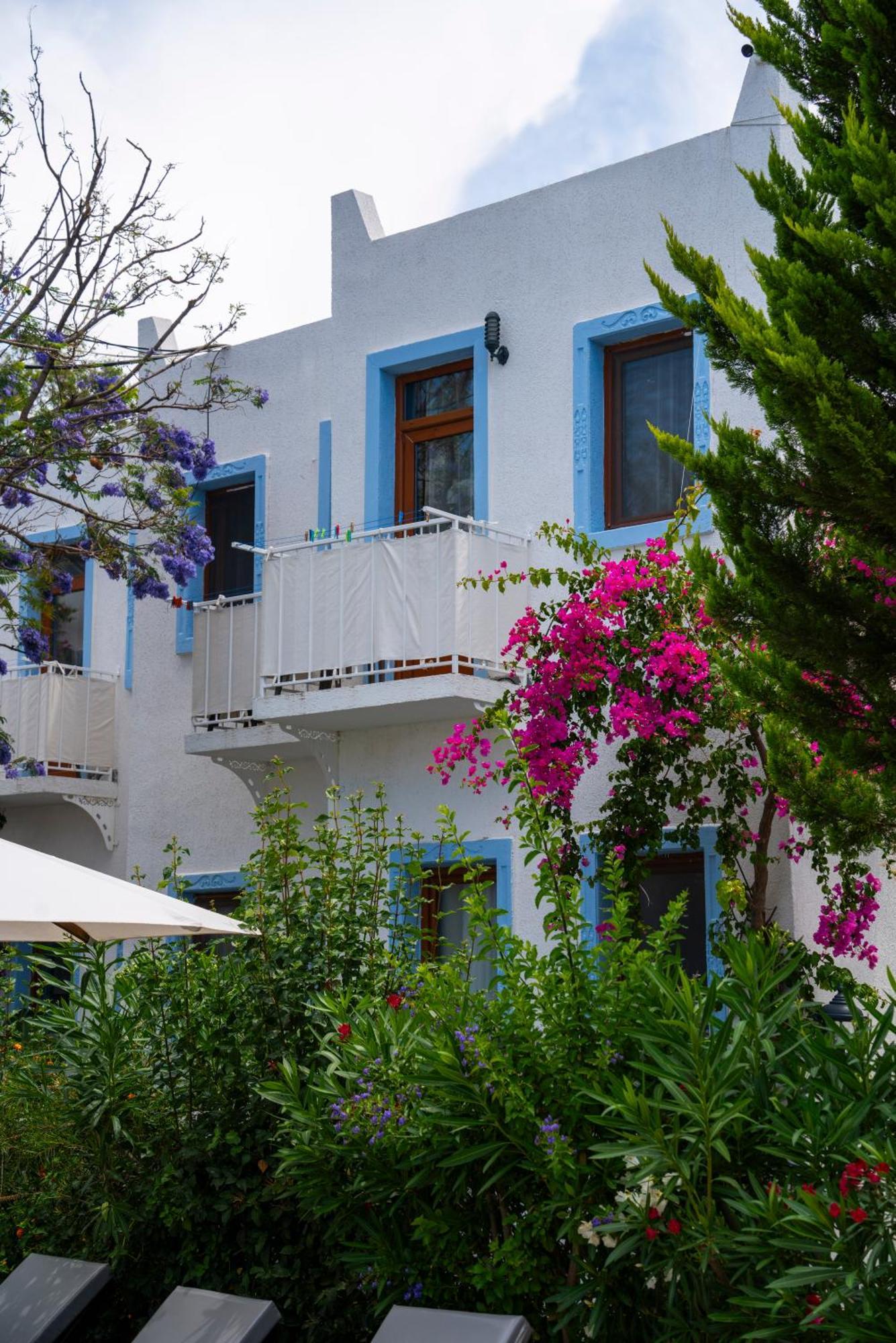 Manuela Boutique Hotel Bitez Exterior foto